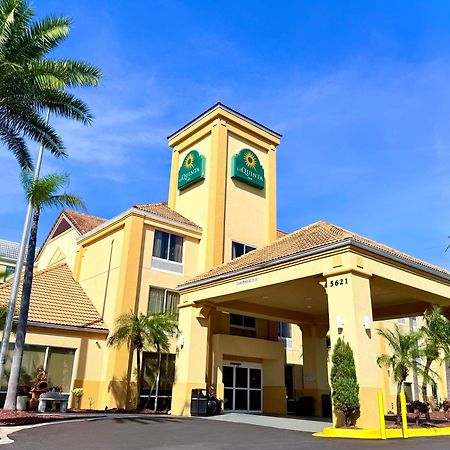 La Quinta By Wyndham Orlando Universal Area - Free Shuttle To Universal Luaran gambar