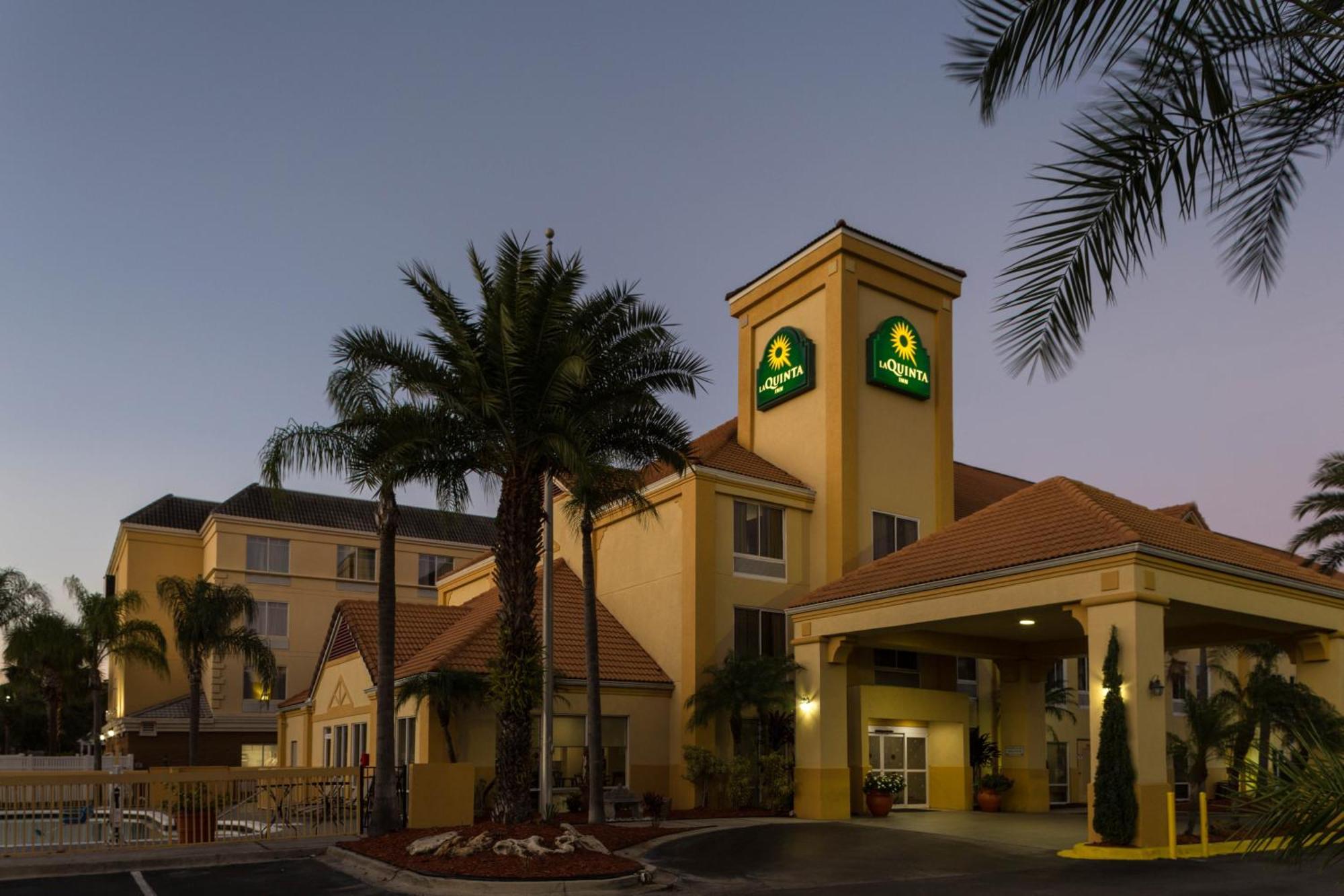 La Quinta By Wyndham Orlando Universal Area - Free Shuttle To Universal Luaran gambar