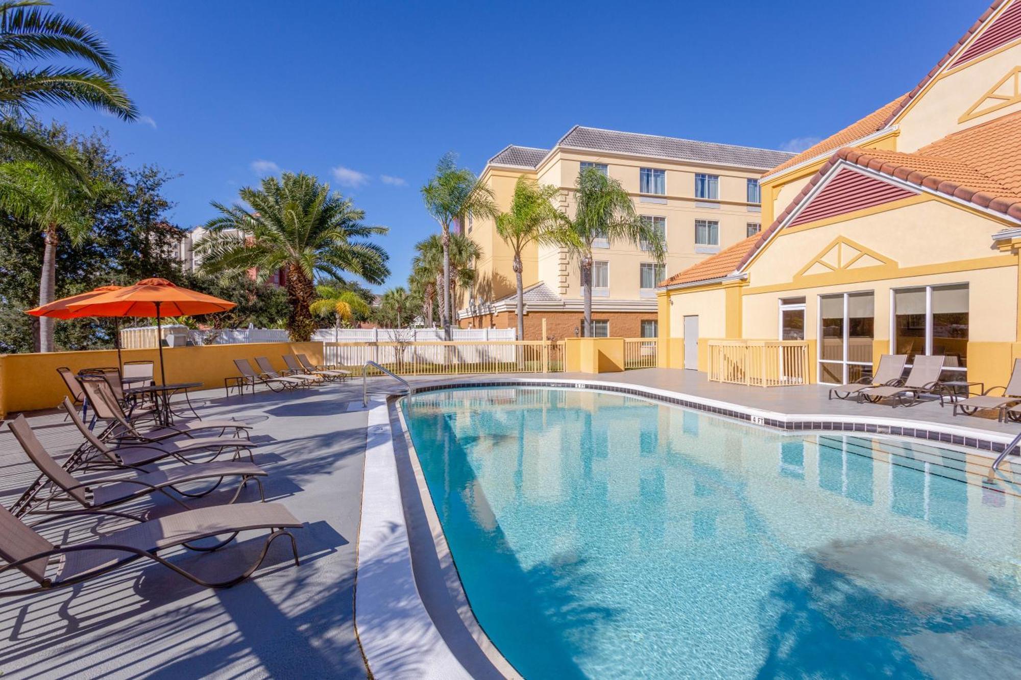 La Quinta By Wyndham Orlando Universal Area - Free Shuttle To Universal Luaran gambar