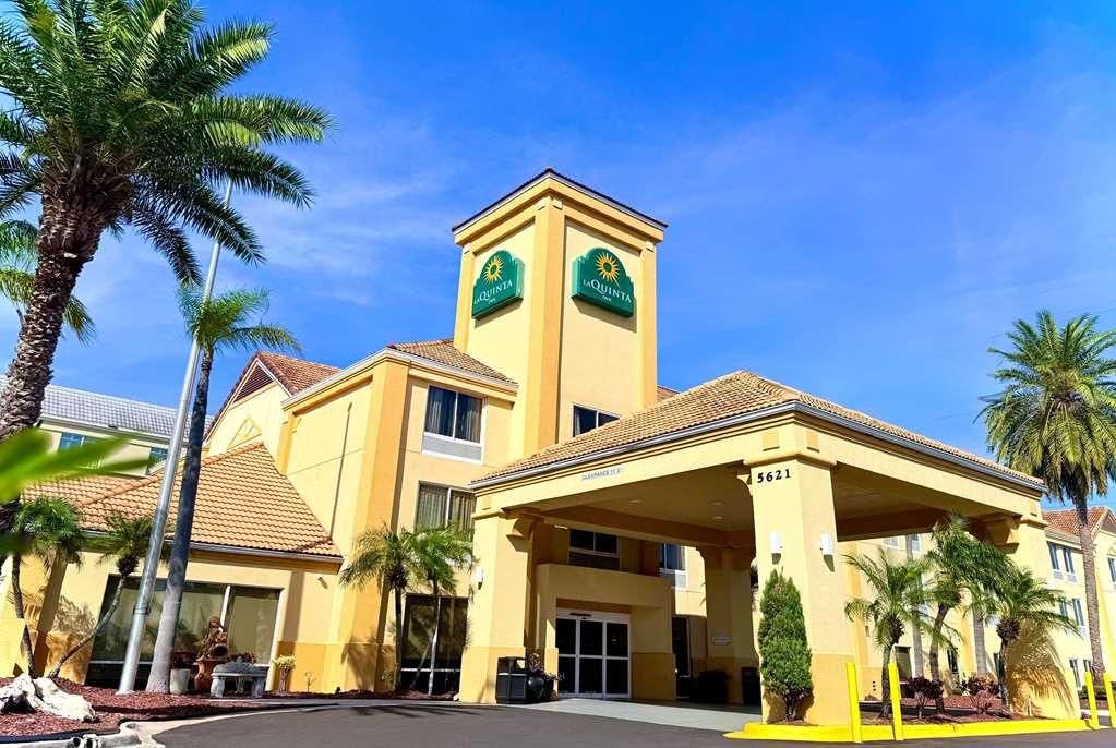 La Quinta By Wyndham Orlando Universal Area - Free Shuttle To Universal Luaran gambar